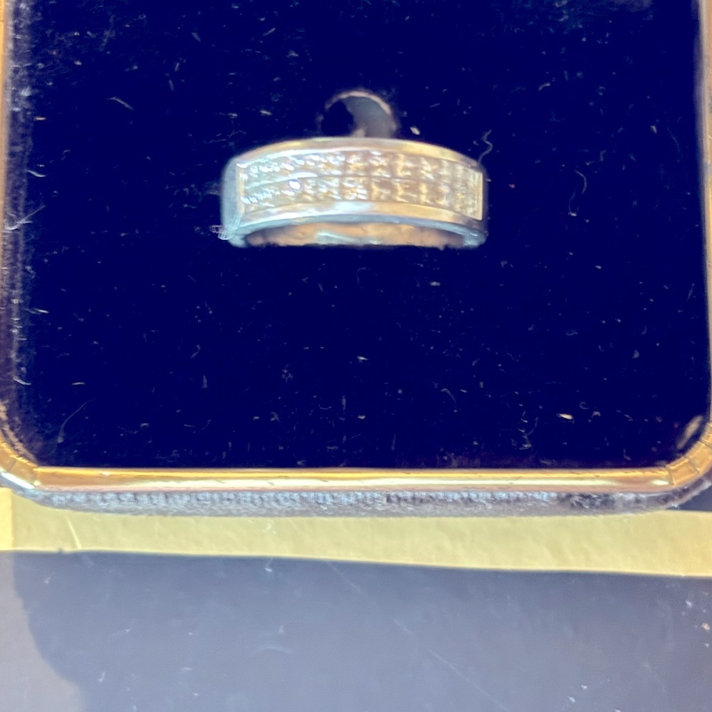 1- carat natural diamond half eternity band